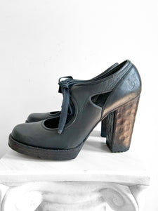 Fluevog Hopscotch Tag Heels, size 7.5, Leather High Heel Mary Janes