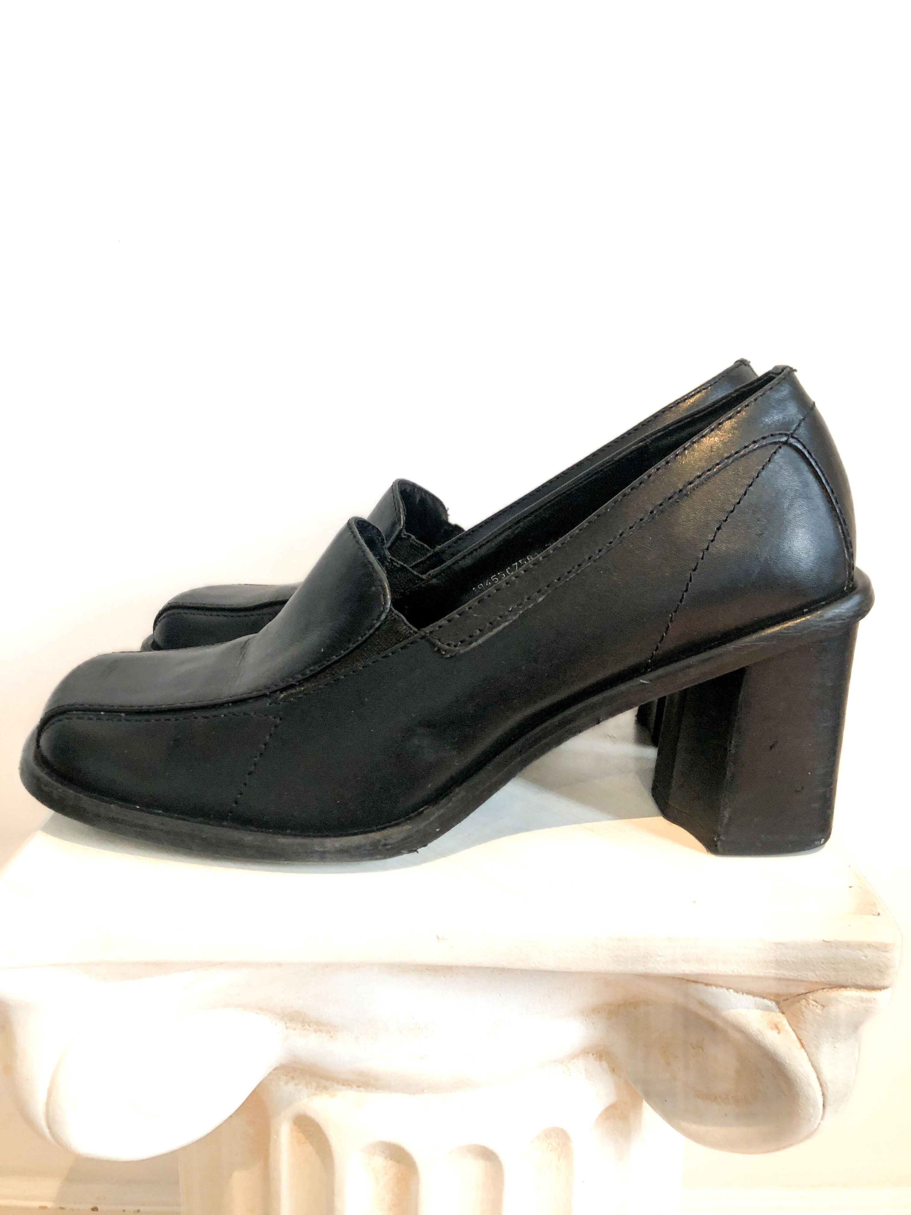 Black Leather Loafer Chunky Heel Shoe, US Size 7 Women's, 1990s Vintag –  Covet Vintage