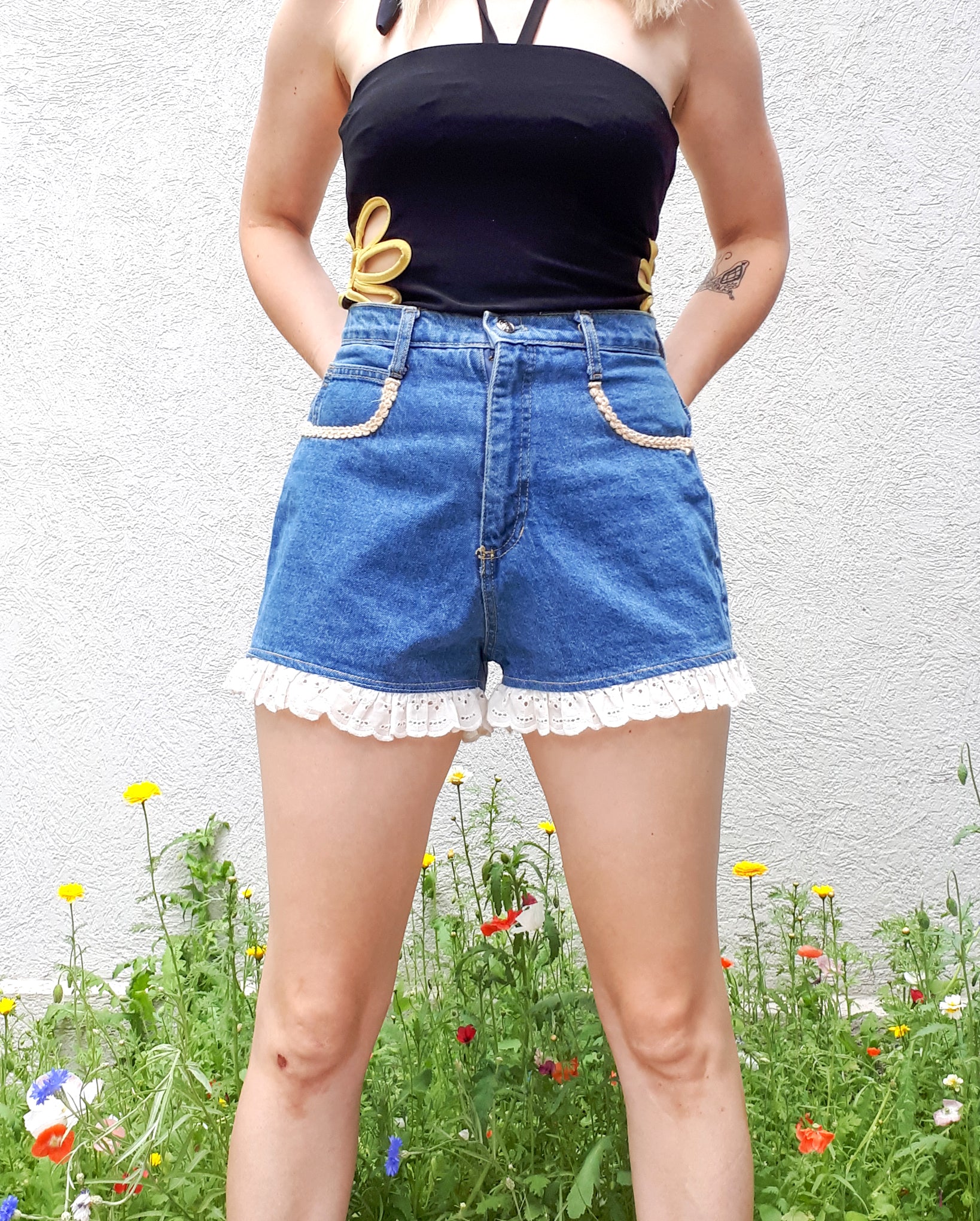 Vintage 90s Shorts Jean Shorts High Rise, Size 26/27 With Cotton Lace Eyelet Ruffle