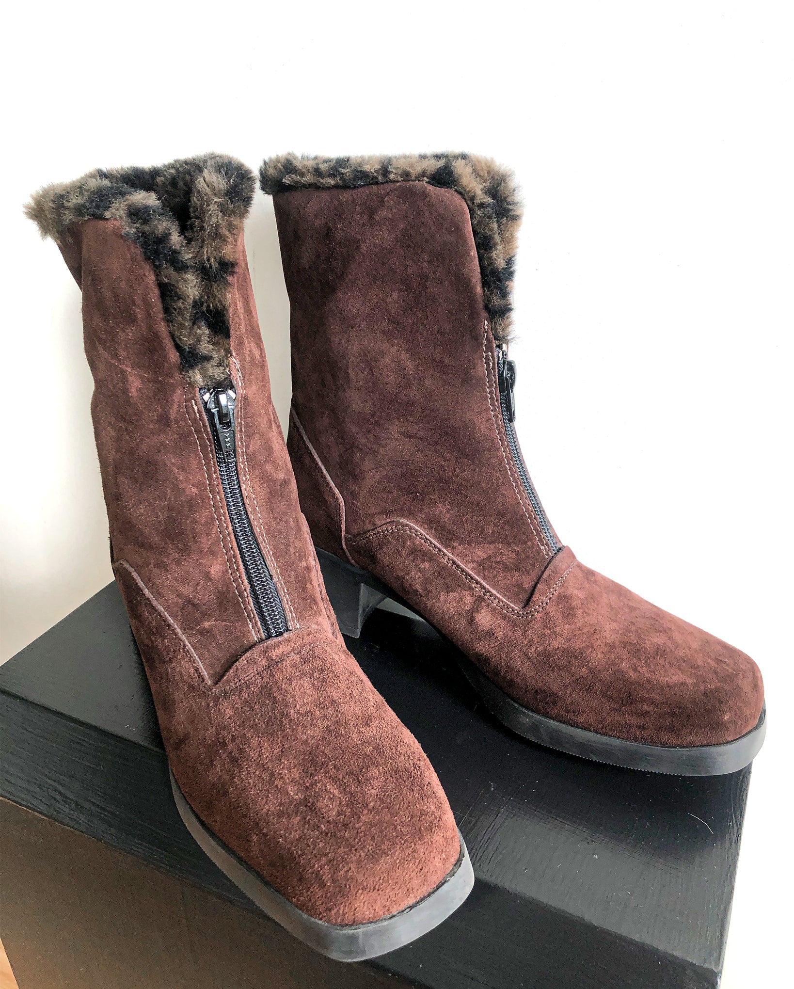 Deadstock 90s Brown Suede Winter Boots Size 9, With Chunky Square Heel By Kamouraska Made in Canada
